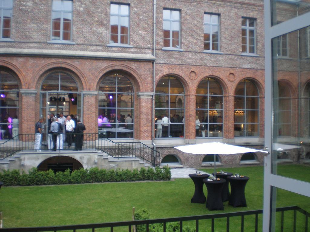 Hotel Het Godshuis Sint-Laureins Exterior foto